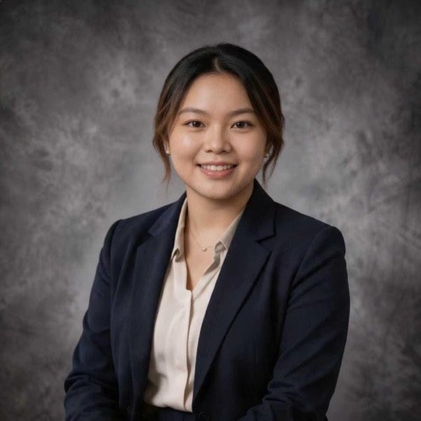 Michelle — 香港大学，DSE 英文教师